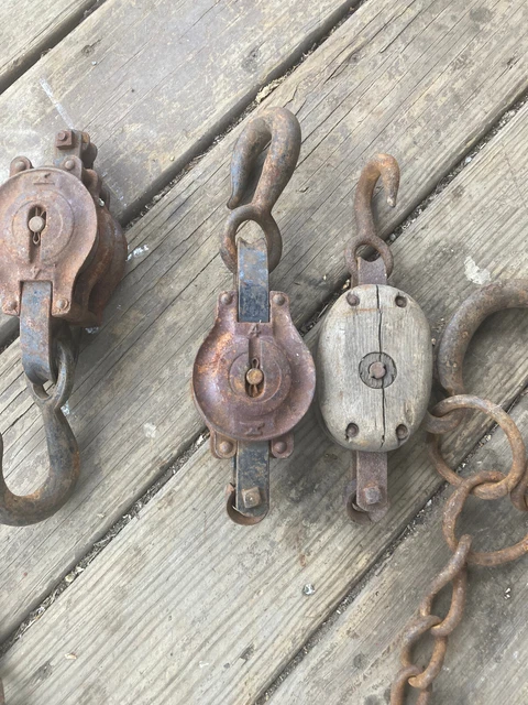 Old Vintage small Barn Pulley : Wood / Metal rustic antique 5