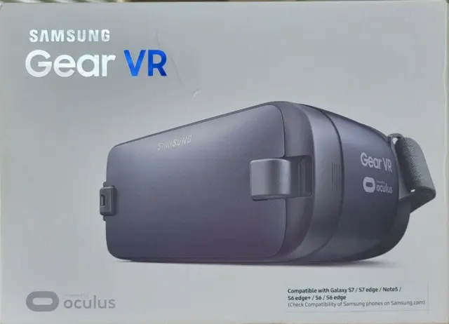 SAMSUNG Gear VR with Controller Samsung Compatible Devices Powered by Oculus S7