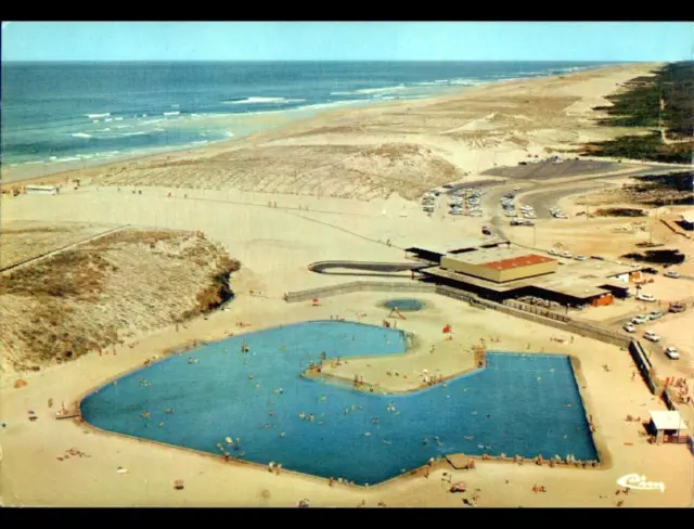 SEIGNOSSE-le-PENON (40) PISCINE en vue aérienne en 1972