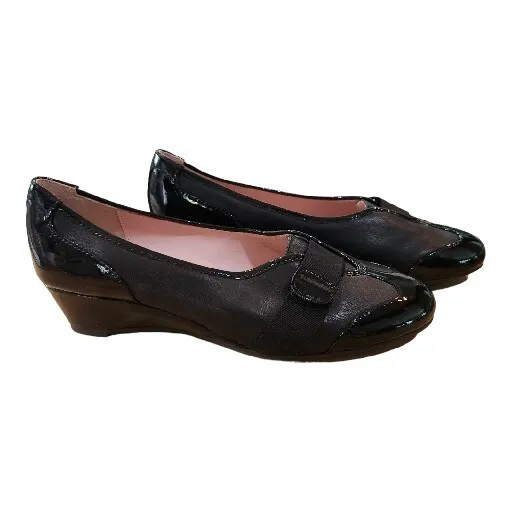 NEW Womens Taryn Rose Platz Traveler Black Leather Wedge Shoes Size 8.5 2