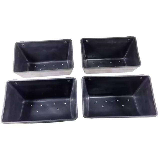 4 Little Giant Plastic Fence Feeders 11" Black FF11