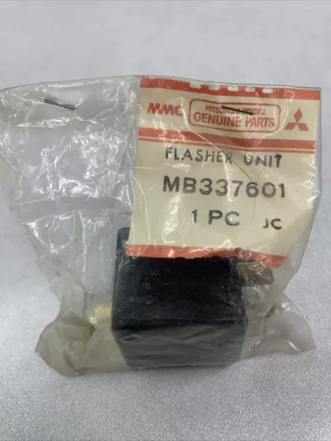 Brand New OEM Mopar MB337601 FLASHER UNIT FOR MITSUBISHI
