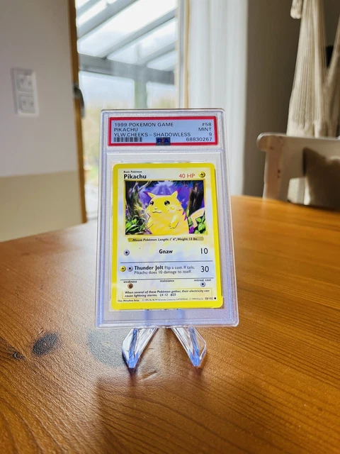 Pokemon Pikachu Shadowless Yellow Cheeks 58/102 Base Set PSA 9 Mint Original ENG