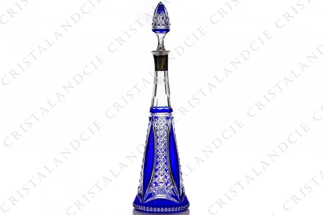 Carafe bleue par Val Saint-Lambert. Blue decanter by Val Saint-Lambert