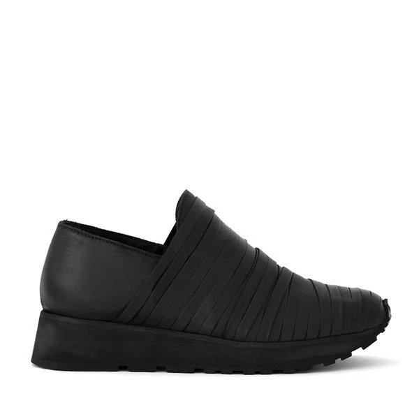 LD TUTTLE The Moss Sneaker Loafer SSENSE Totokaelo La Garconne FARFETCH LD TUTTLE The Moss Sneaker Loafer SSENSE Totokaelo La Garconne FARFETCH