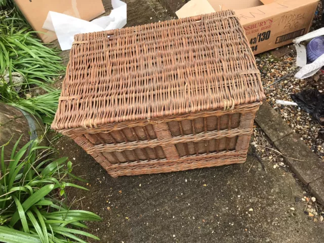 Vintage Racing Pigeons Wicker Basket Crate Old Orginal Pigeon Racing Basket