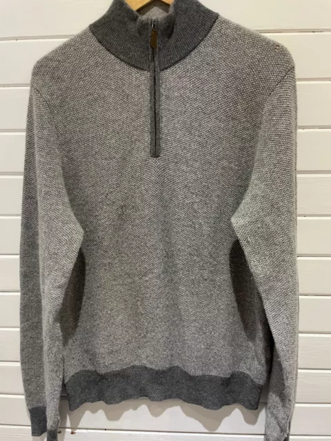 Neiman Marcus Men's Cashmere Gray 1/4 Zip Sweater Size M