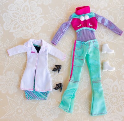 Bata Barbie Careers Snowboard 2009 Mono Eye Doctor Nikki 2014 Bata # T2690 Mattel 