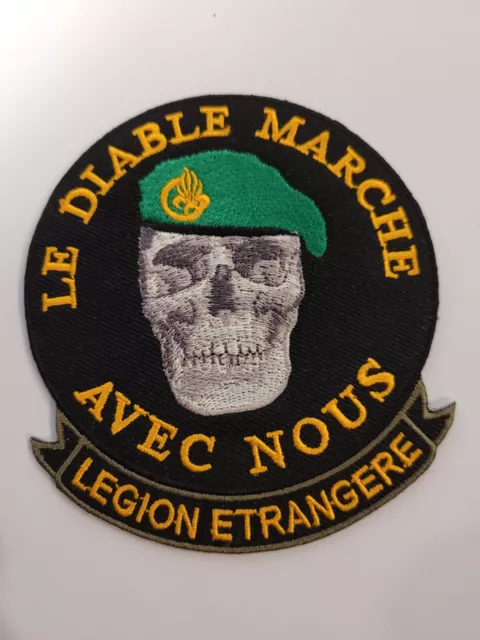 patch ecusson thermocollant brodé  beret vert legion etrangere 9cm .