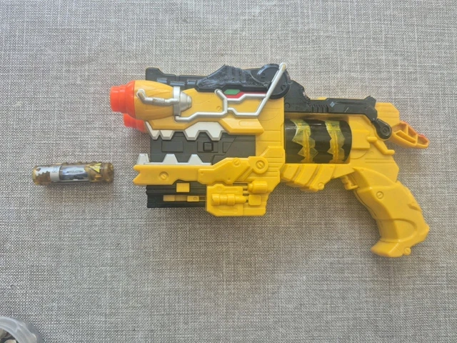 Power Ranger Yellow Gun POWER RANGERS DINO Charge Yellow Morpher Gun with 1 Charger Energem ...