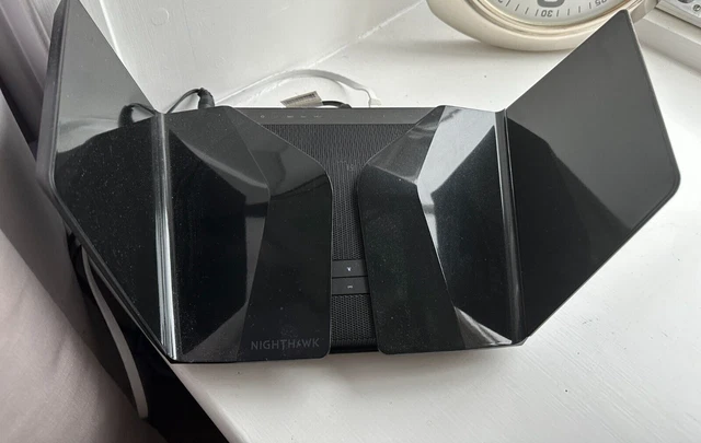 NETGEAR Nighthawk RAX200 AX12 AX11000 12-Stream Tri-Band Wi-Fi 6 Gaming Router