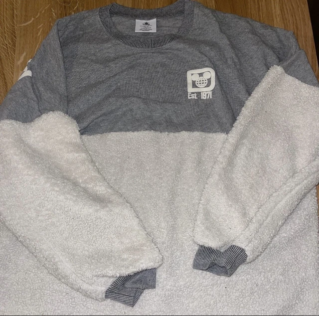 Disney World Holiday 2020 Size XXL Sherpa Spirit Jersey Soft Gray WDW