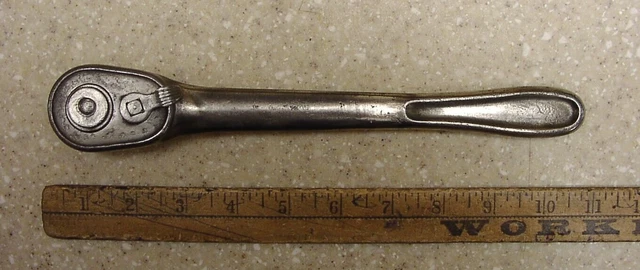 Vintage Indestro-Duro No 3202-R  Ratchet & 3215 1/2 Drive Adapter Made In USA
