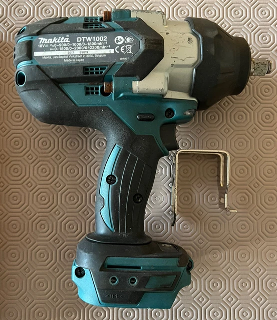 Makita DTW1002 Brushless 1/2in Impact Wrench 18V Bare Unit FAULTY
