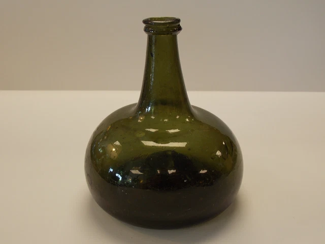 Fine English Onion 1700's Olive Glass Handblown Bottle w/ Pontil Fine English Onion 1700's Olive Glass Handblown Bottle w/ Pontil