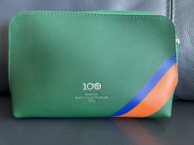 QANTAS Business Class Amenity-kit-toiletry-Bag-Pouch.100 years Celebration