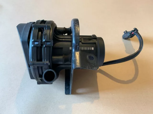 Maserati Quattroporte Granturismo 4200 3200 02-10 Secondary Smog Air Pump 181197