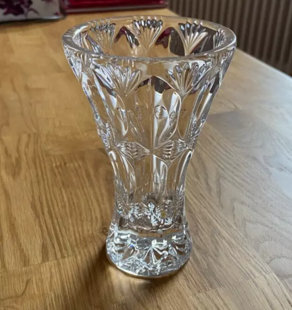 Süße kleine Vase aus Bleikristall