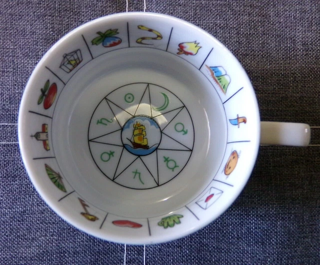 INTERNATIONAL COLLECTORS GUILD Cup Japan Fortune Teller Vintage