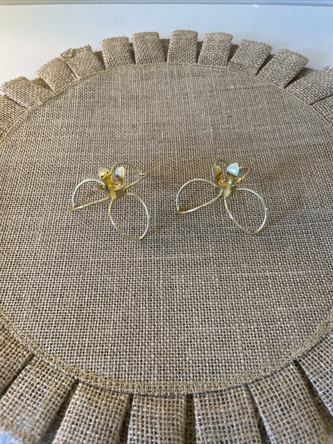 Pair Of 2 Small Gold Metal Floral Shaped Candle Stick Holders