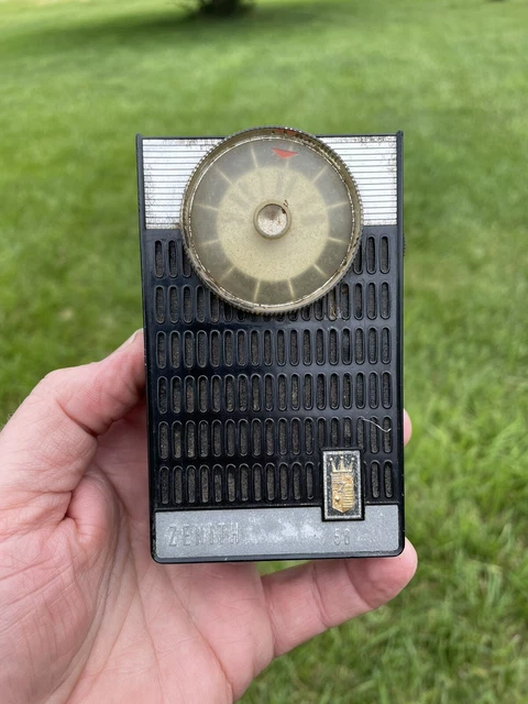 VINTAGE 1950s-60s, ZENITH ROYAL 50, TRANSISTOR RADIO, PARTS-RESTORE