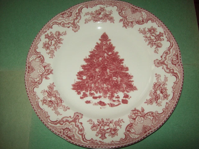 JOHNSON BROs OLD BRITAIN CASTLES CHRISTMAS TREE DINNER PLATE 10 1/2" ENGLAND