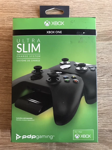 Chargeur Ultra Slim PDP pour 2 manettes xbox one, très bon état, en boîte!