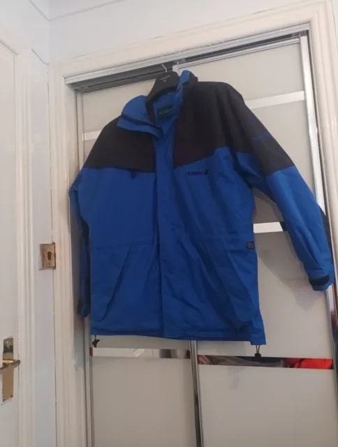 Scanda waterproof jacket top