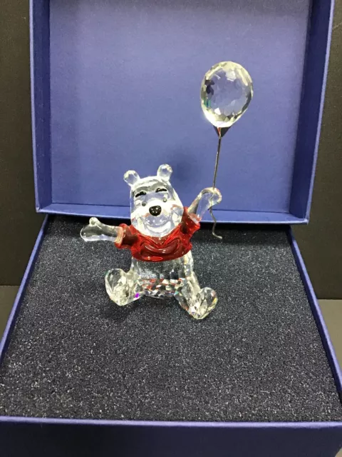 Swarovski Walt Disney Winnie The Pooh & Balloon  Figure 905768 Boxed