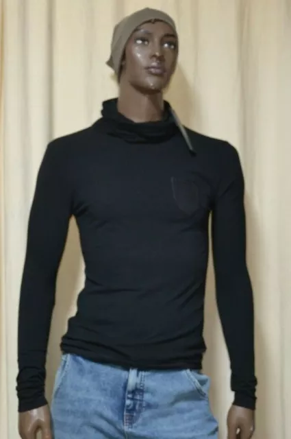 Maglia  Antony Morato, collo alto colore nero, taschino petto pelle ,cotone