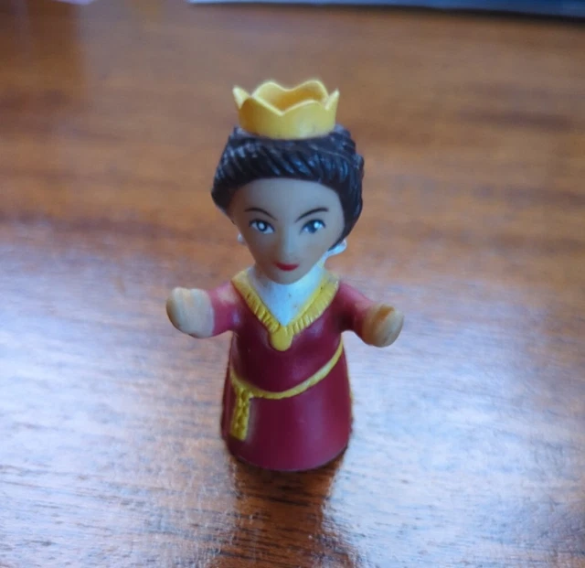 Mister Rogers Queen Sara Saturday Finger Puppet Ideal 1977 Mr. Rogers Playset