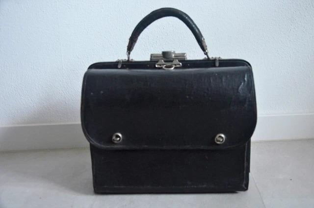 Hebammentasche Doktortasche Arzttasche,  Arztkoffer  Leder um 1900 (1004)