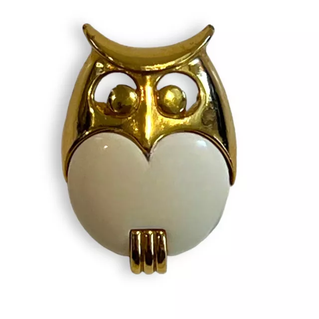 Vintage Signed Crown Trifari Gold Tone & Cream Owl Brooch Pin Mini