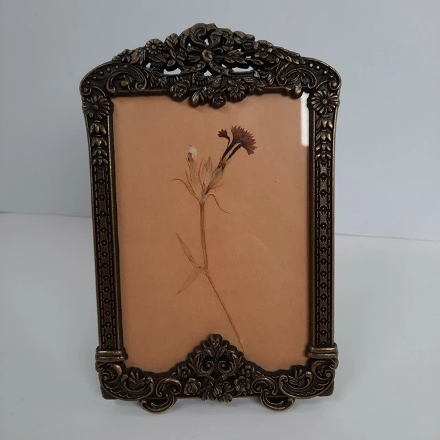 Vintage Brass Bronz Finnish Photo Photo frame Beautiful   Flowers Heavy Korea
