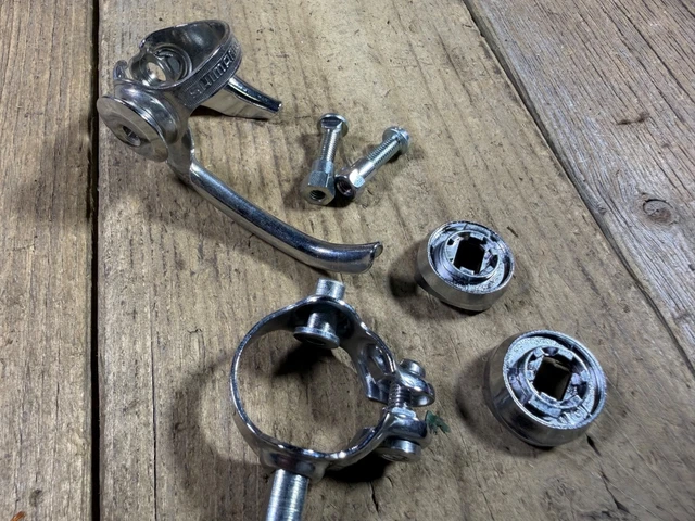 pédalier Shimano Dura Ace BB-7410 d'occasion anglais 68 1,37x24 103 mm vintage
