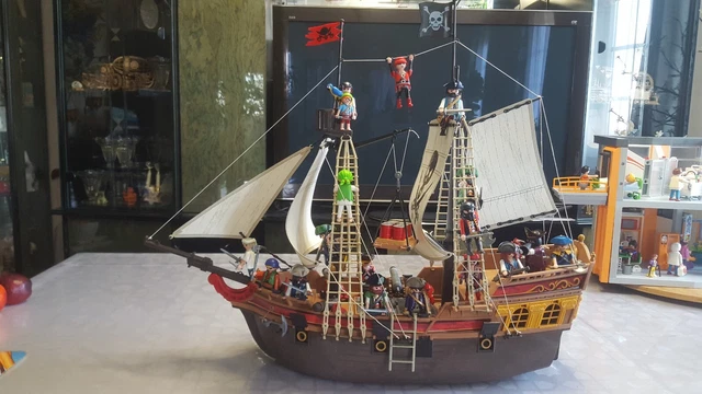 gros bateau d'attaque des pirates 5135 playmobil