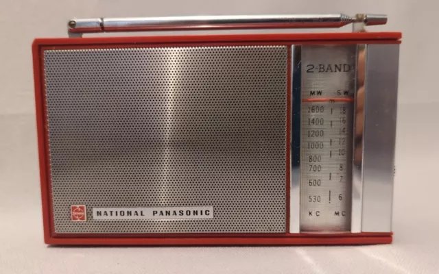 Vintage National Panasonic Portable Red Radio R210J 2 Band 8 Transistor Japan