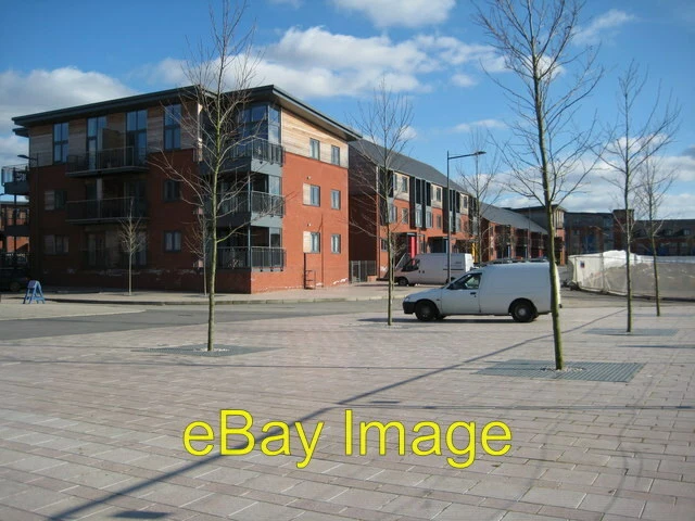 Photo 6x4 Diglis Weir apartments Worcester Recently built apartments over c2010