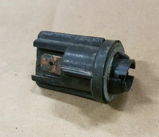 VW GOLF MK1 Mk2 Ce1 Front Headlight One Side Light Bulb Holder £10.49