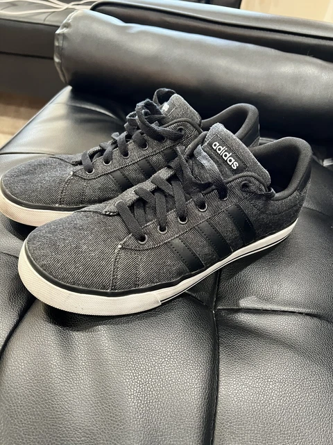 Adidas neo men's deals se daily vulc lifestyle