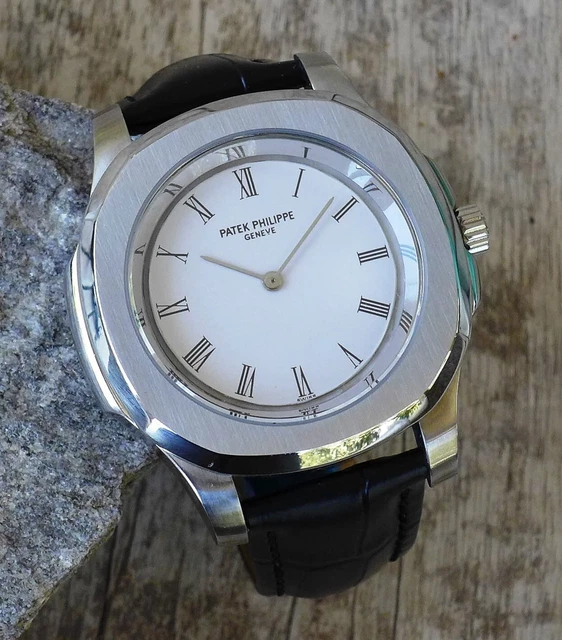 ORIGINAL PATEK PHILIPPE Dial Cal 13 5 320 Movement Watch Nautilus original-patek-philippe-dial-cal-13-5-320-movement-watch-nautilus