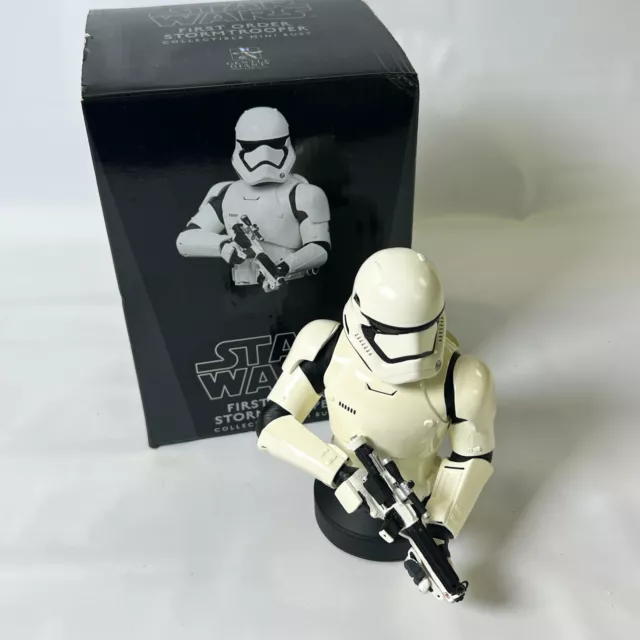 Star Wars First Order Stormtrooper Collectible Mini Bust Gentle Giant 1197/3700