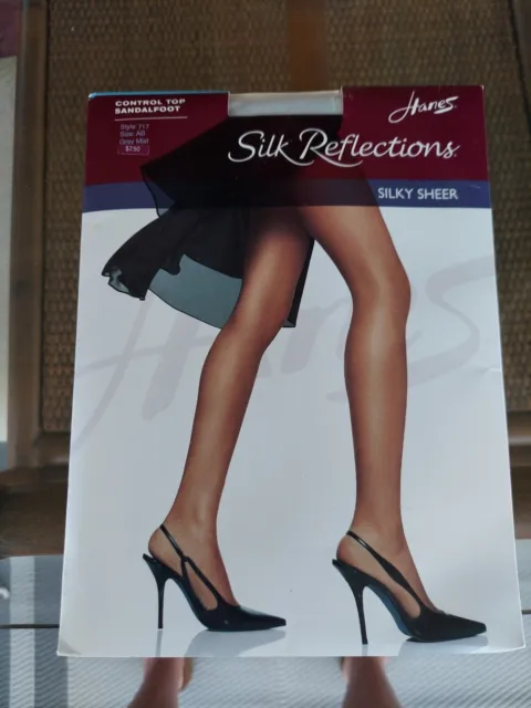 Hanes Silk Reflections Silky Sheer Grey Mist Sheer Toe Pantyhose Size AB 717