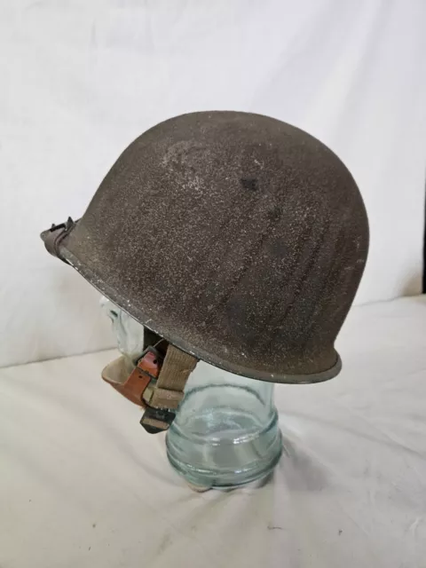 M1 fixed bale WWII front seam paratrooper helmet w liner