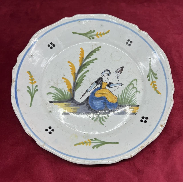 ASSIETTE FAIENCE LA COUTURIERE NEVERS NIEVRE LA ROCHELLE CHARENTE MARITIME 18ème