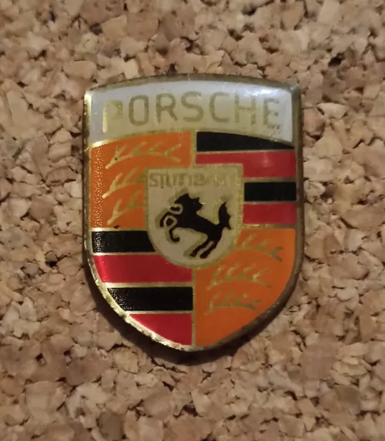 Pin's Porsche Automobile Auto Voiture Logo Sigle Marque Emblème Pins Epinglette