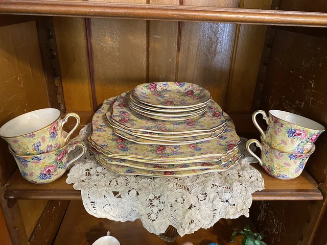 Royal Winton Grimwades Welbeck 1995 Chintz 16 Pc's Square Plates England