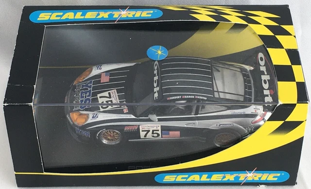 Scalextric: la Porsche 911 GT3 R - Redline Racing - Spa 2022 - slot