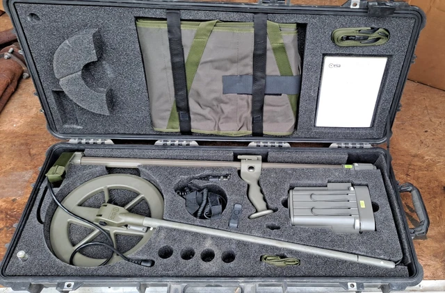 CEIA MIL-D1 Military surplus Metal / Mine Detector