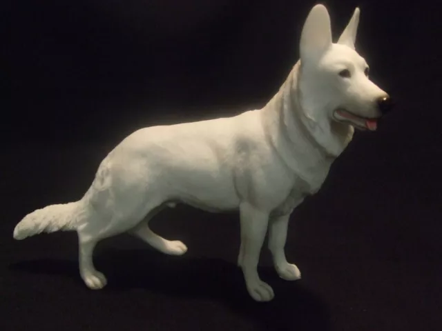 Statue de collection LEONARDO - BERGER BLANC SUISSE DEBOUT